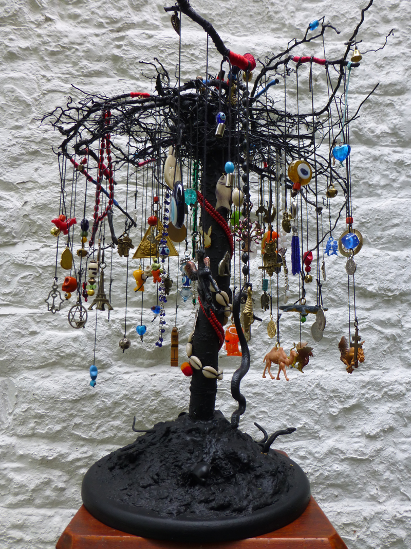 'Universal magic Tree'